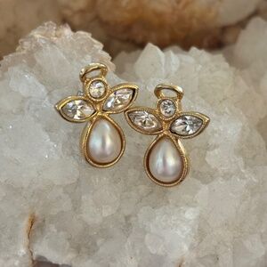 Vintage Avon Angel Post Earrings